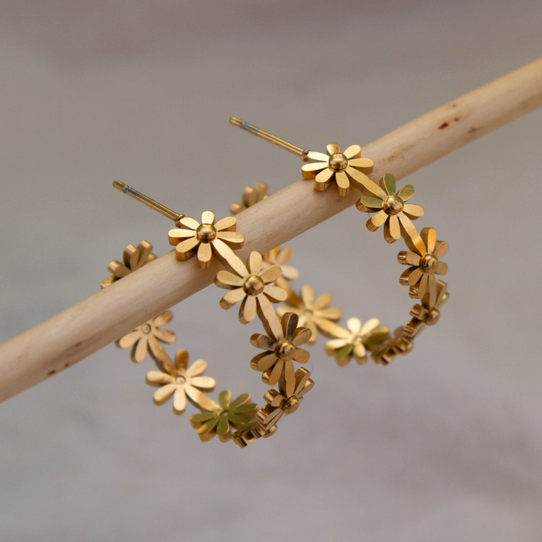 Gold Earrings Price in UAE 2024