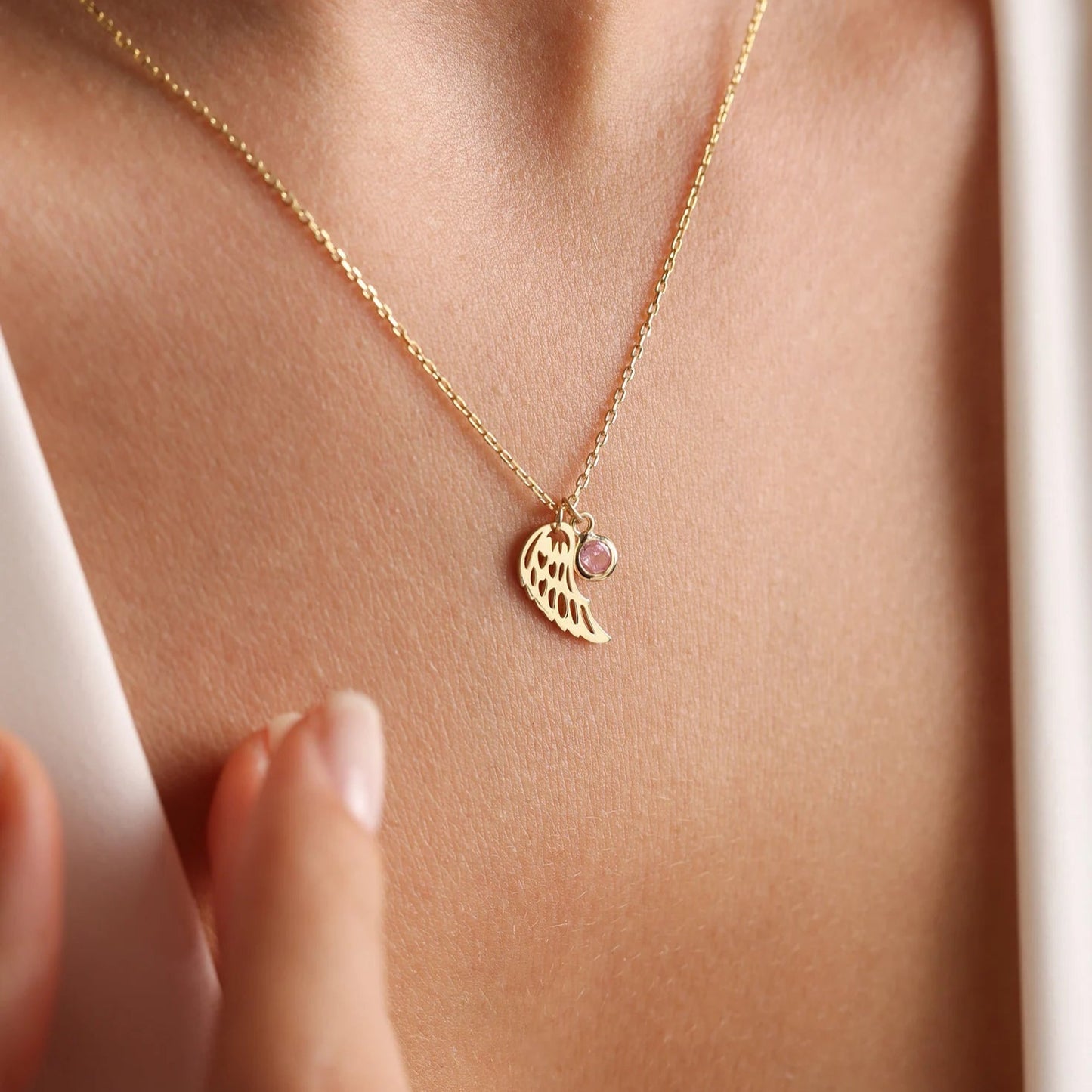 Anniversary Gift for Wife ā Birthstone Necklace with Meaning