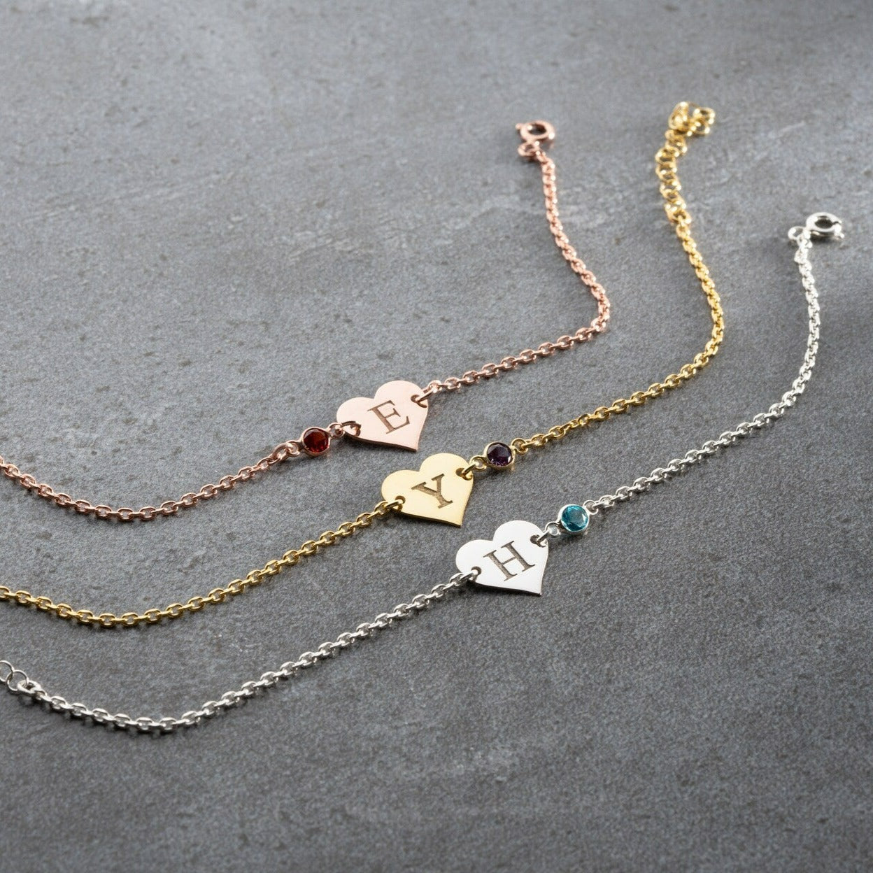 Gold bracelets for women Dubai, gold necklaces for her dubai, luxury gifts for her, valentine's day gifts dubai