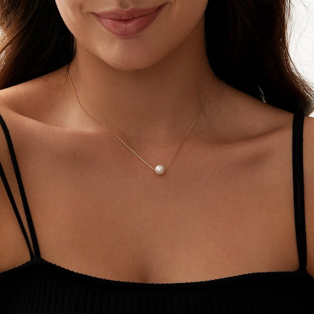 Single Pearl Necklace in 18K Gold – UAE Jewelry