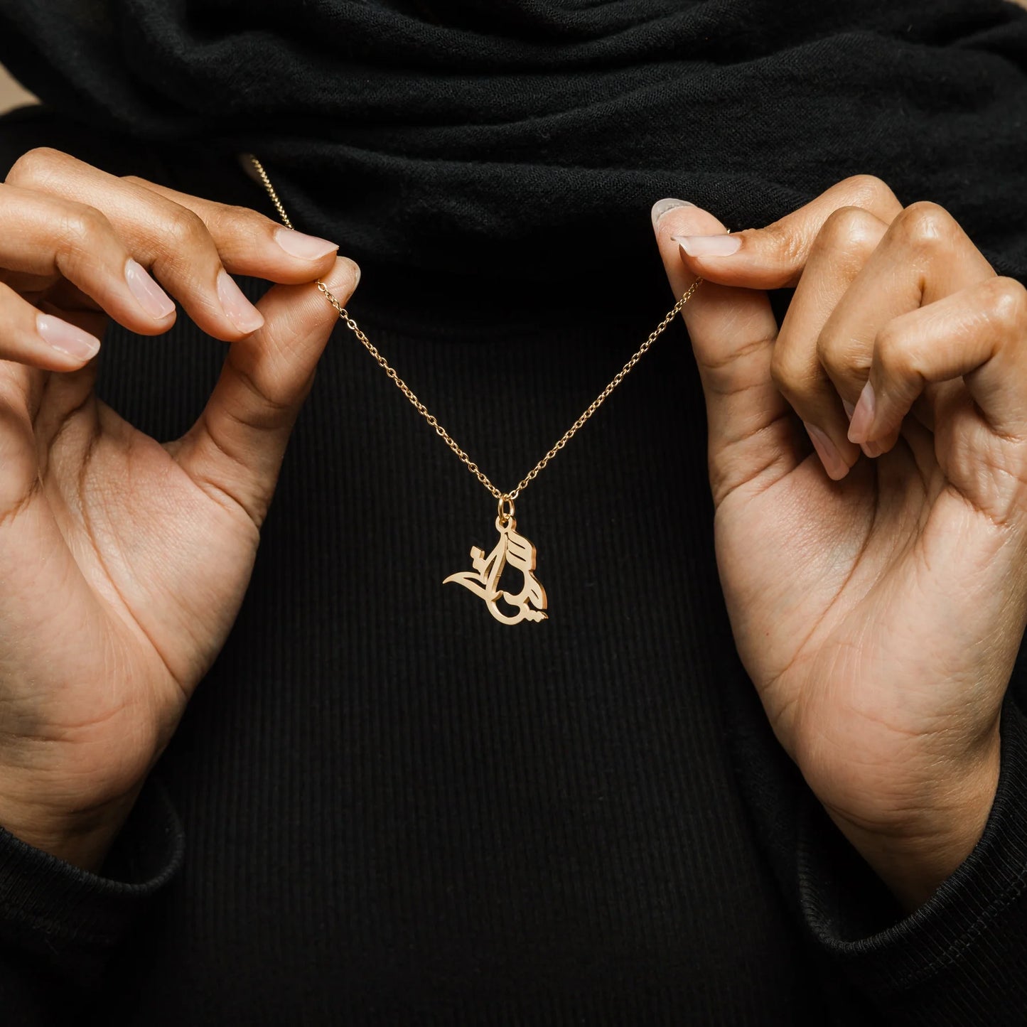 The Perfect Luxury Anniversary Gift for Your Wife, Dubai, Abu Dhabi, UAE. Show your wife how much you cherish her with a luxury birthday gift from Burst of Arabia.