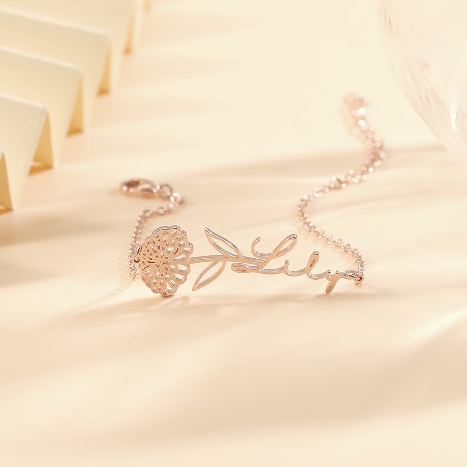 Gold custom bracelet for women. Anniversary gift for Wife in Dubai, Abu Dhabi, UAE. Birthday gift for her, Dubai, Abu Dhabi, UAE.