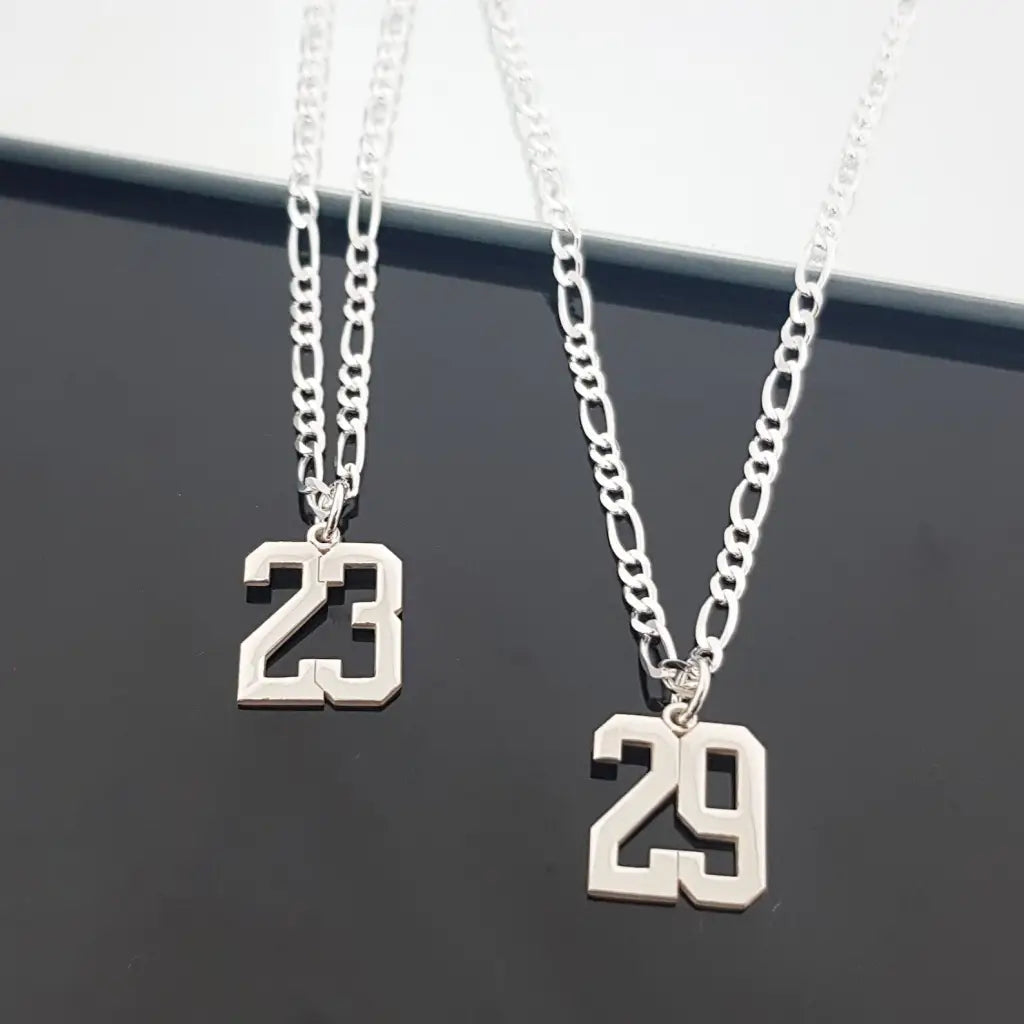 Trendy and elegant, this stunning engraved number gold necklace for men is made of genuine genuine 18k solid gold. A thoughtful luxury anniversary gift for your boyfriend or husband, and the perfect expensive birthday gift for a father or a brother.