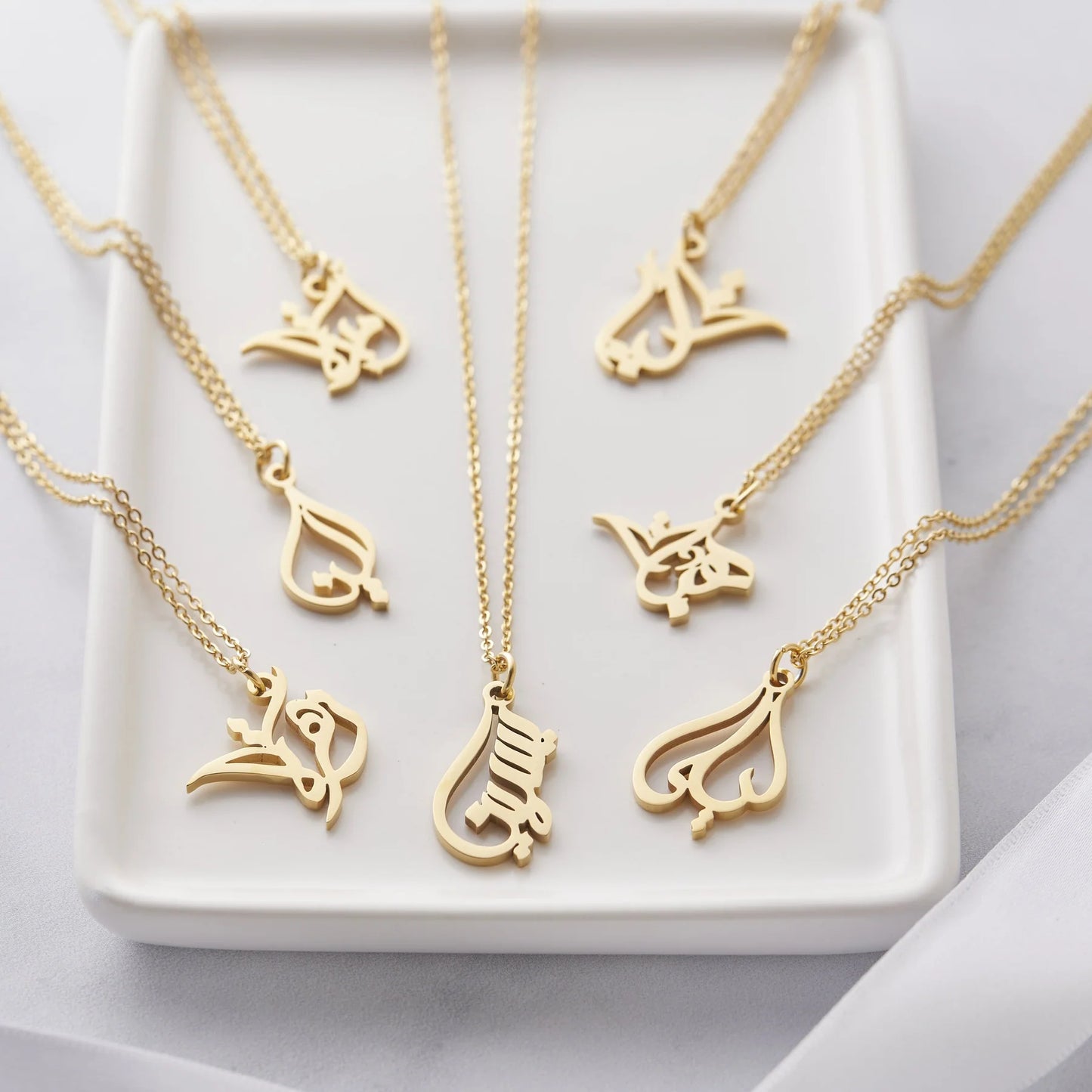 The Perfect Luxury Anniversary Gift for Your Wife, Dubai, Abu Dhabi, UAE. Show your wife how much you cherish her with a luxury birthday gift from Burst of Arabia.
