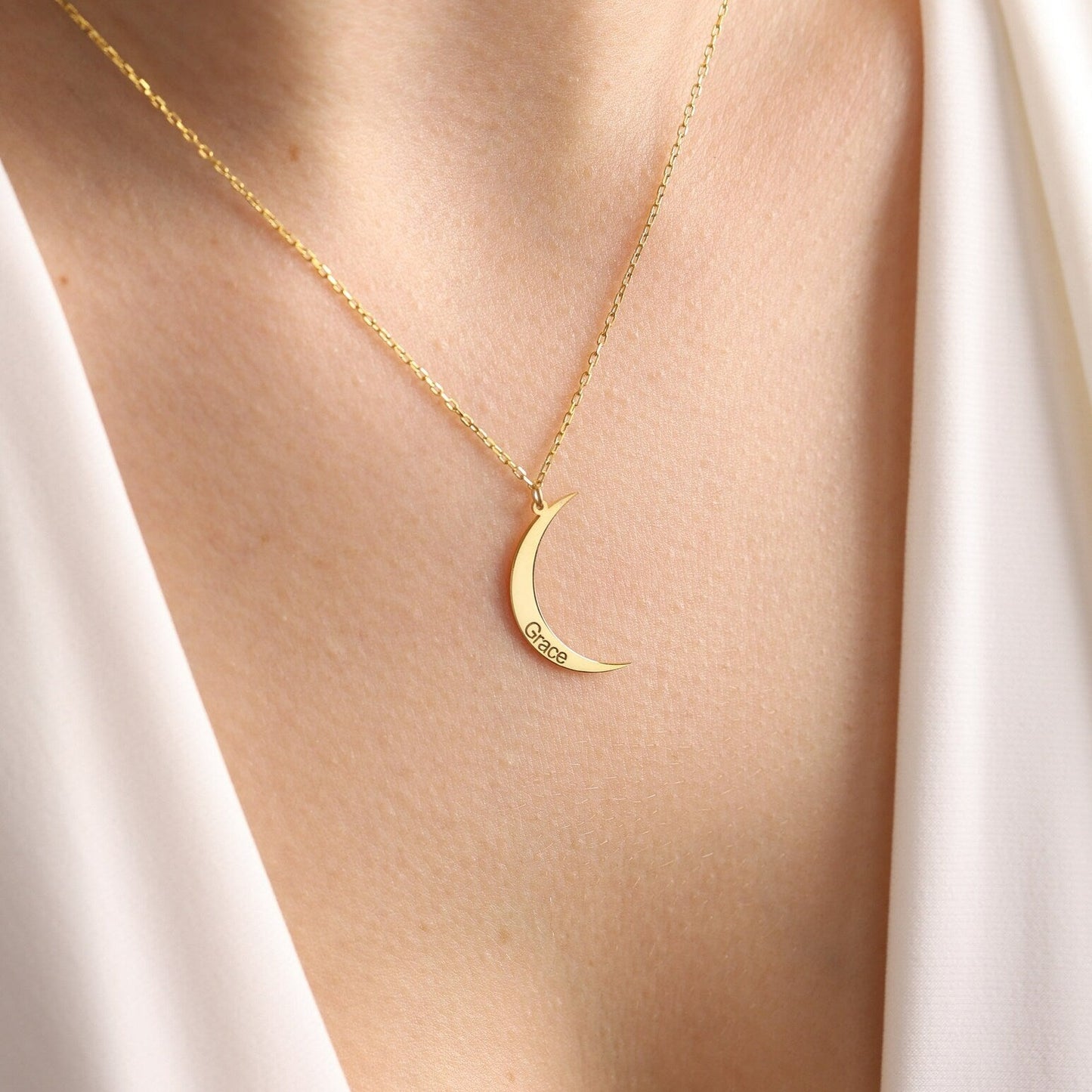 Customized Crescent Pendant - Sentimental Eid Gift