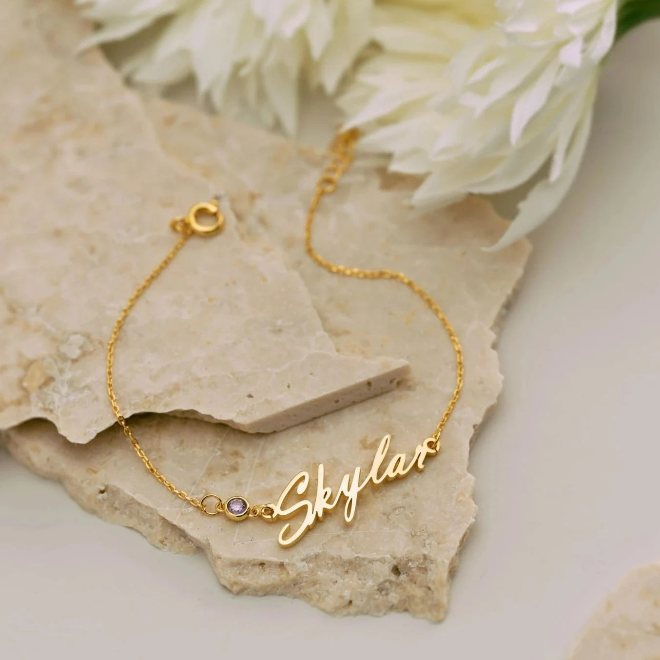 Gold custom bracelet for women. Anniversary gift for Wife in Dubai, Abu Dhabi, UAE. Birthday gift for her, Dubai, Abu Dhabi, UAE.