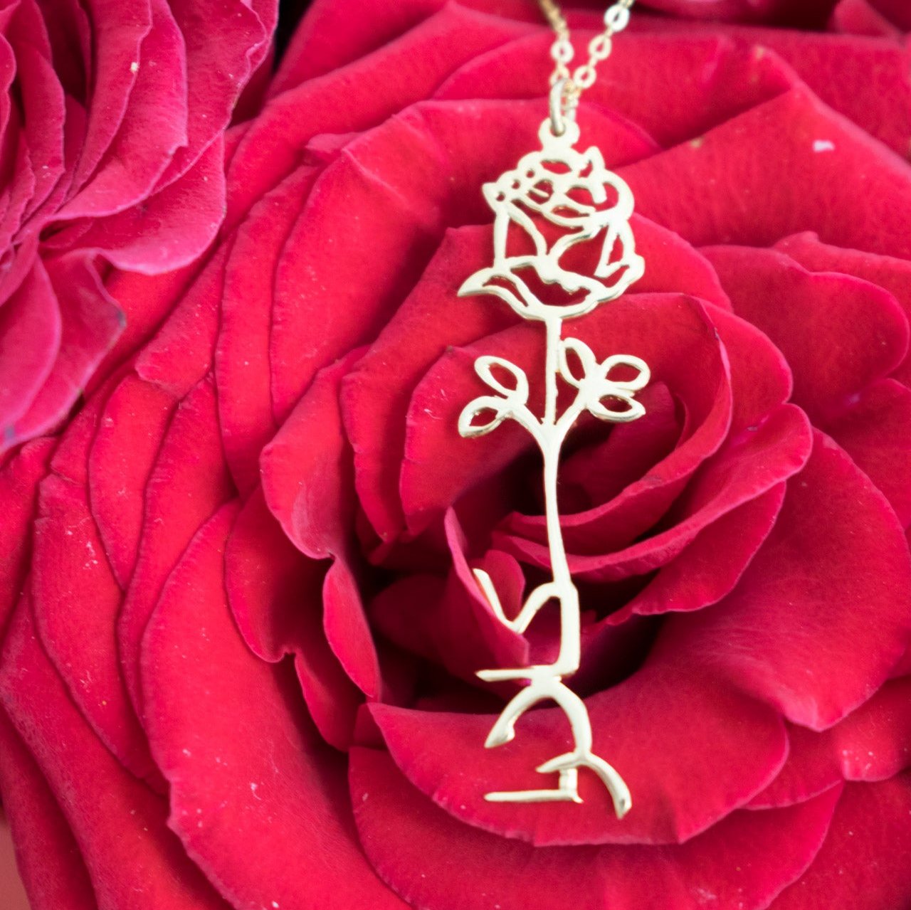 Birth flower name necklace, designed in 18 carat gold in Dubai, UAE