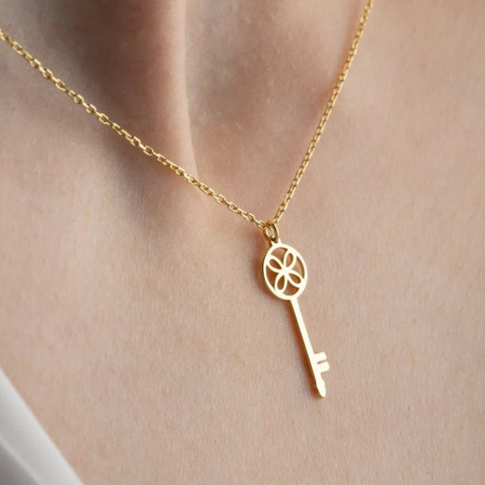 Gold Key of Arabia Necklace – Personalized Jewelry Gift for Her in GCC