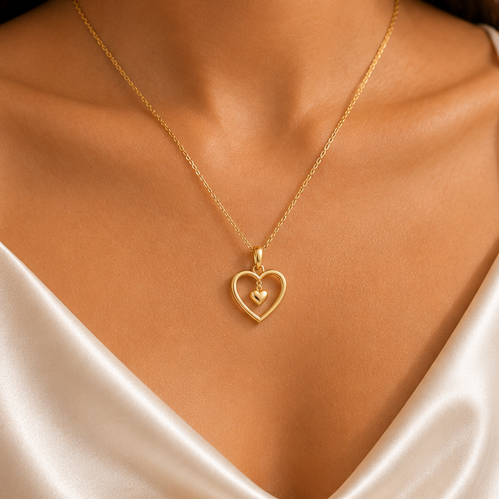 Minimalist heart pendant necklace handcrafted in 18K gold, perfect as an anniversary, birthday or Valentine's Day gift.