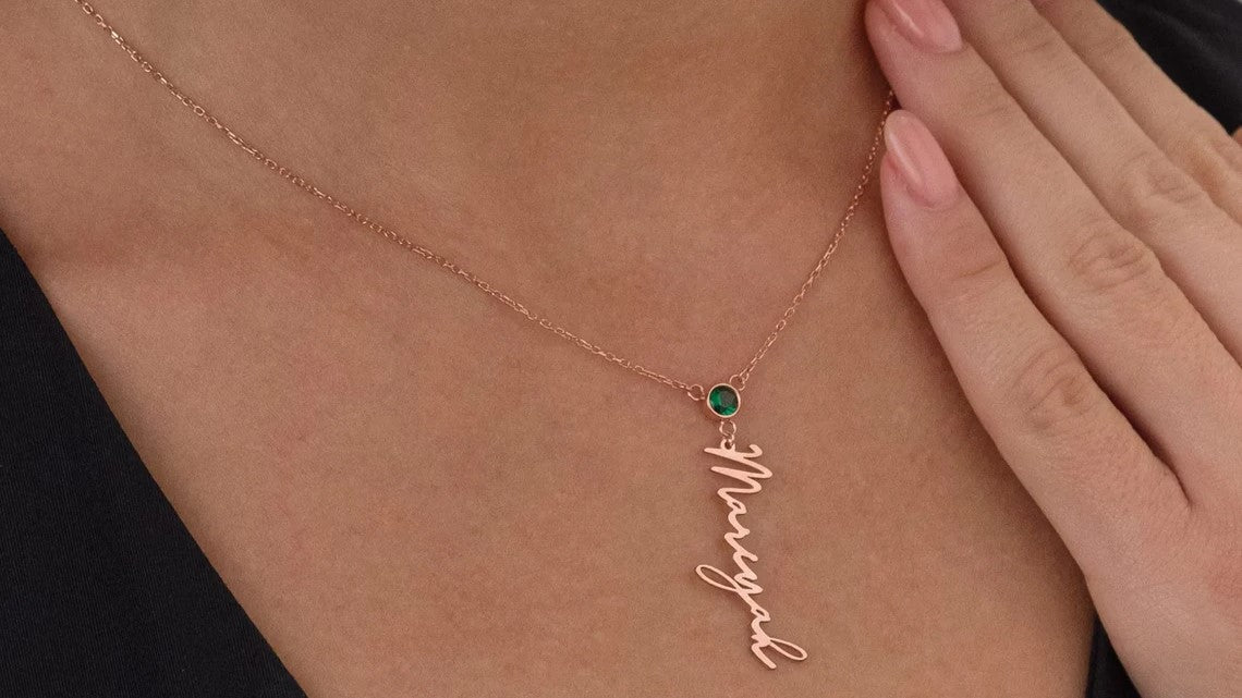 From present ideas for women to deeply personal pieces for every occasion, personalized jewelry is the ultimate way to show you care. Each necklace, bracelet, or pendant is more than a gift—it’s a celebration of her. Ready to find the perfect piece? Explore our collection today and make her day unforgettable.