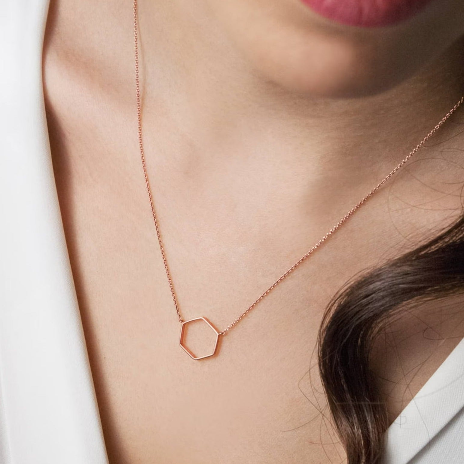 18 Carat Gold Hexagon Necklace - Burst of Arabia - Modern Charm and Personalized Elegance in Arabic Jewelry for UAE Women.