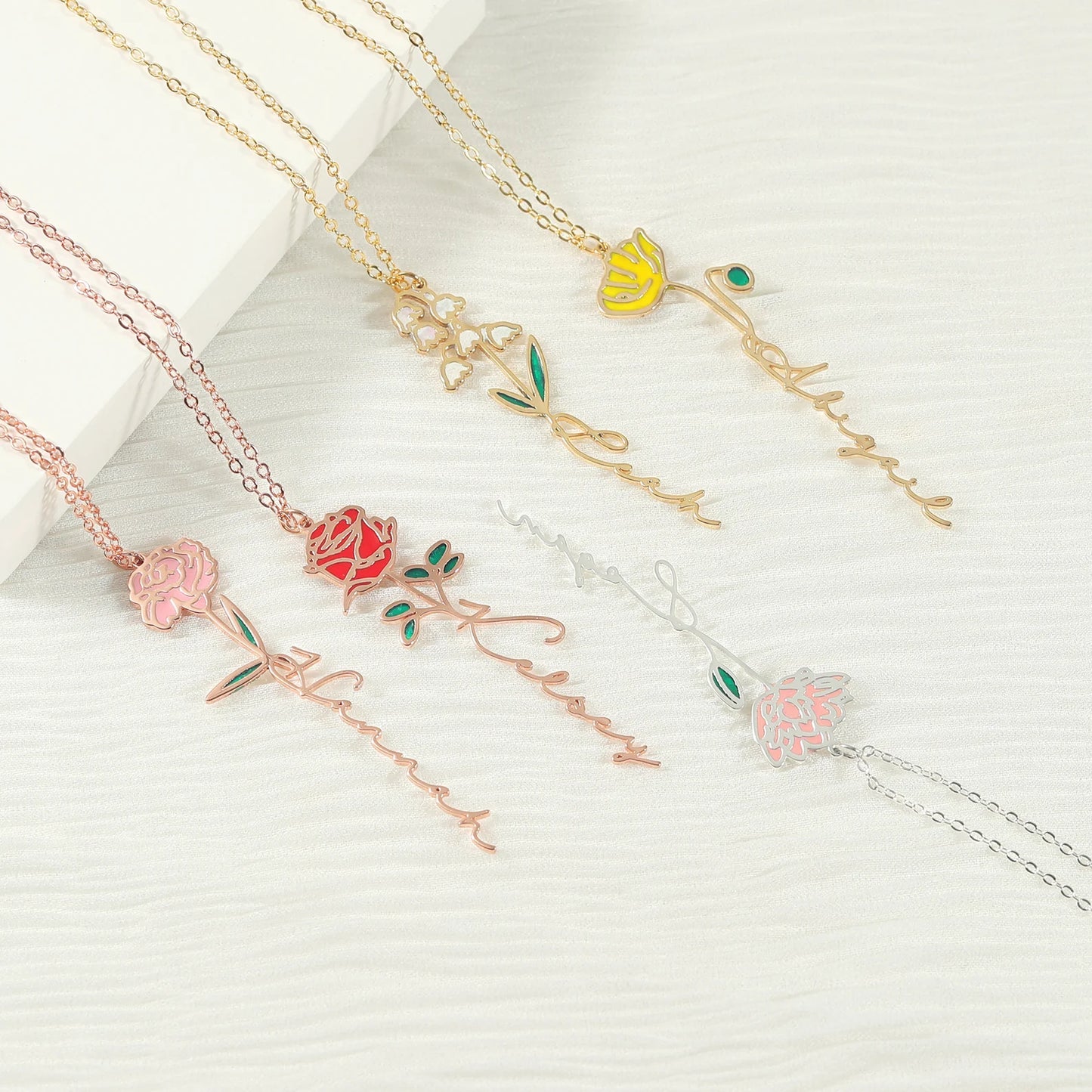 Luxurious Gold Birth Flower Necklace – Custom-Crafted in the UAE