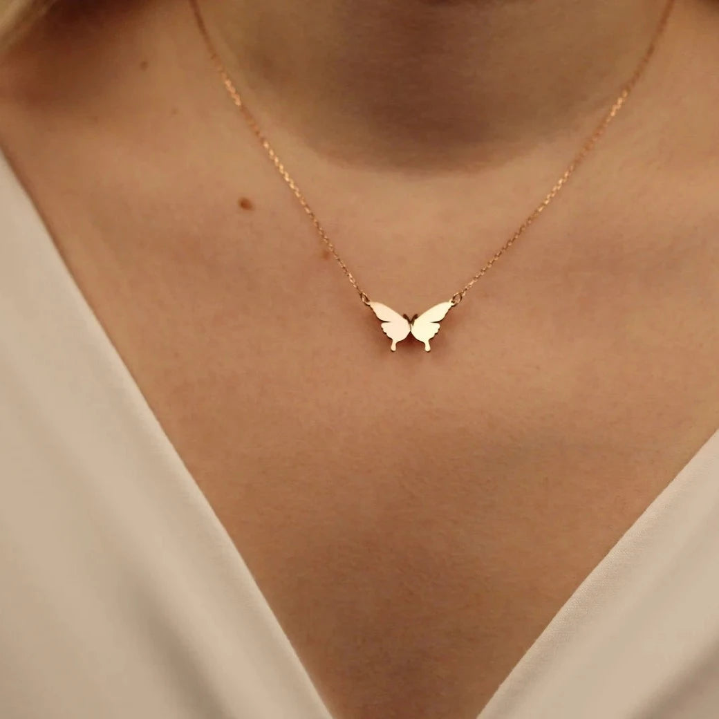 Shop 18k gold initial necklaces in Dubai, handcrafted with love. Delivered across the UAE.