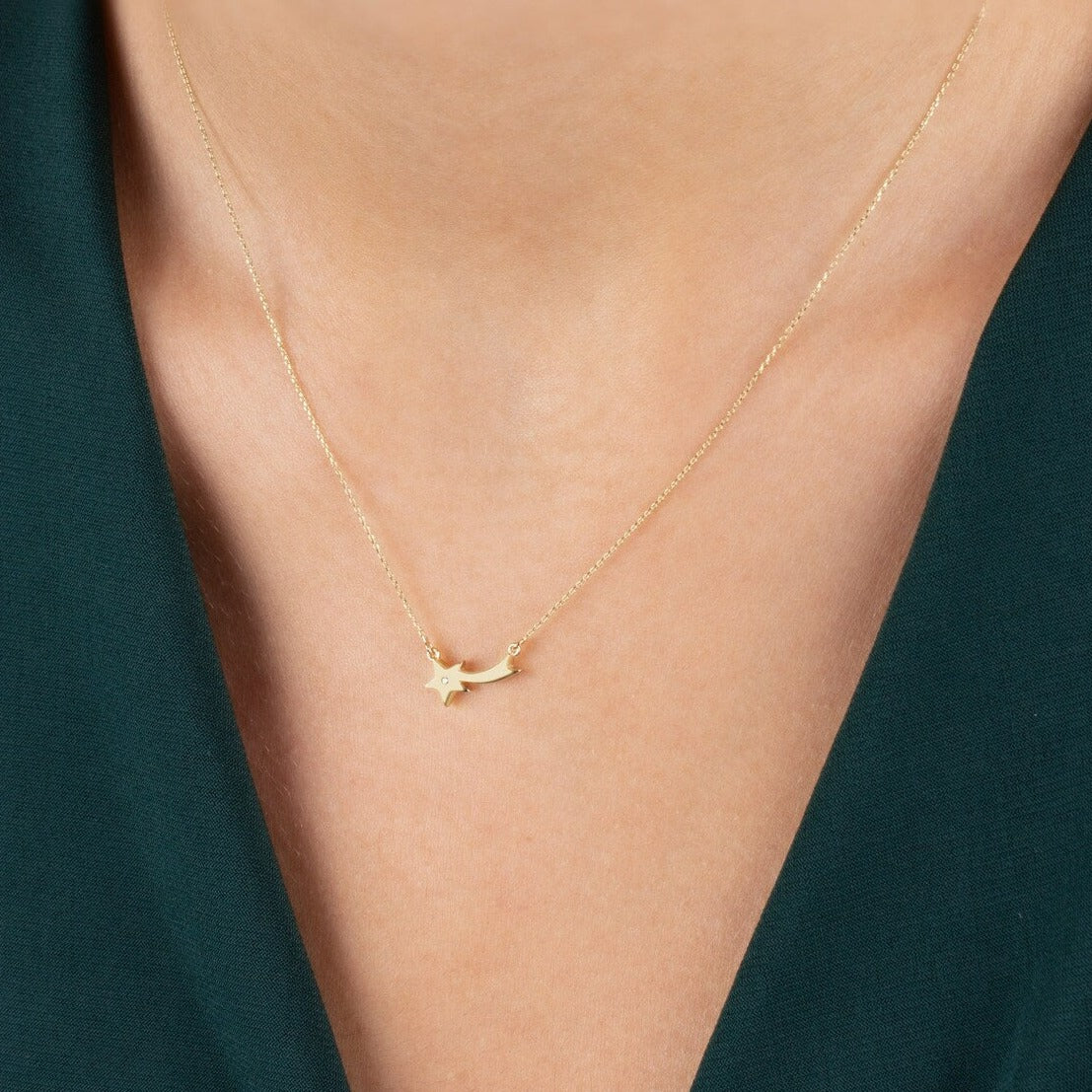 18 Carat Gold Shooting Star Necklace - Personalized brilliance and celestial allure, symbolizing starlit connections in the heart of the UAE.