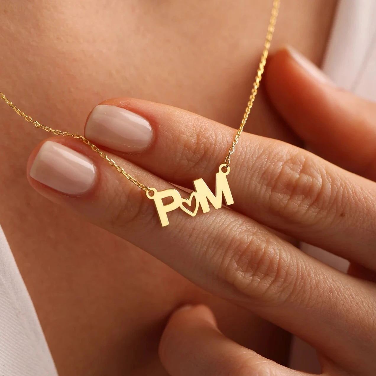 Two Initials, One Heart – A Personalized Necklace for Your Wife This New Year