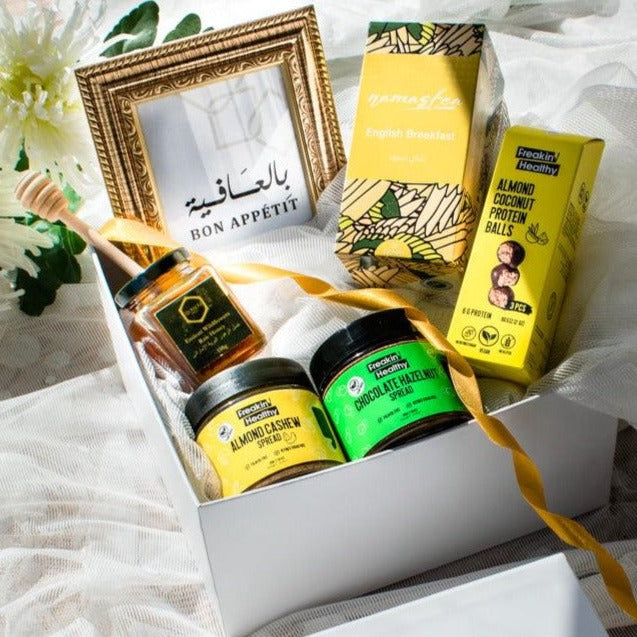 Luxurious Gift Set Gourmet Gift Box - Gift Hamper designed by Burst of Arabia 